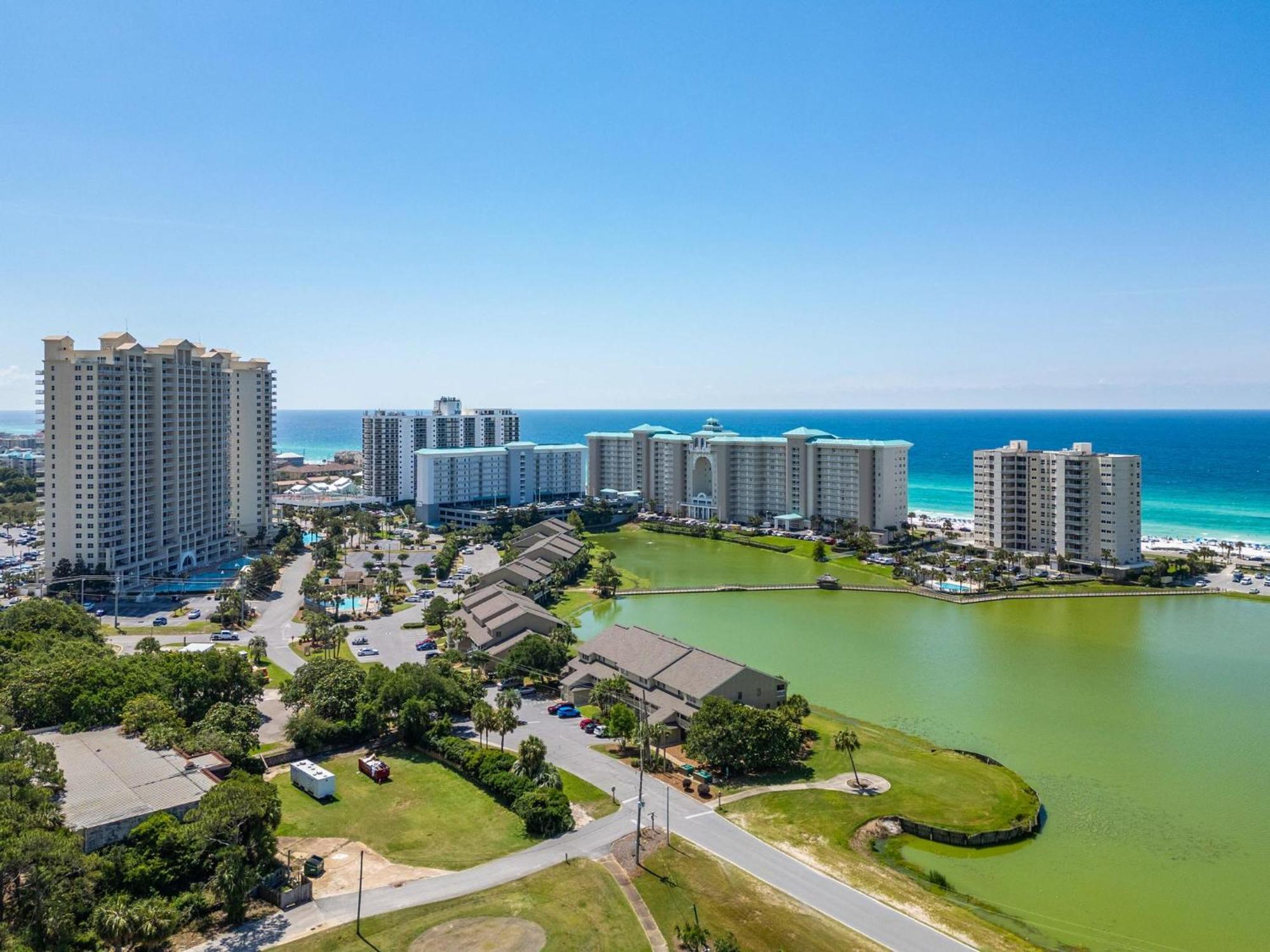 Seascape Lakefront Villas 128- Retreat Yourself Destin Exterior photo
